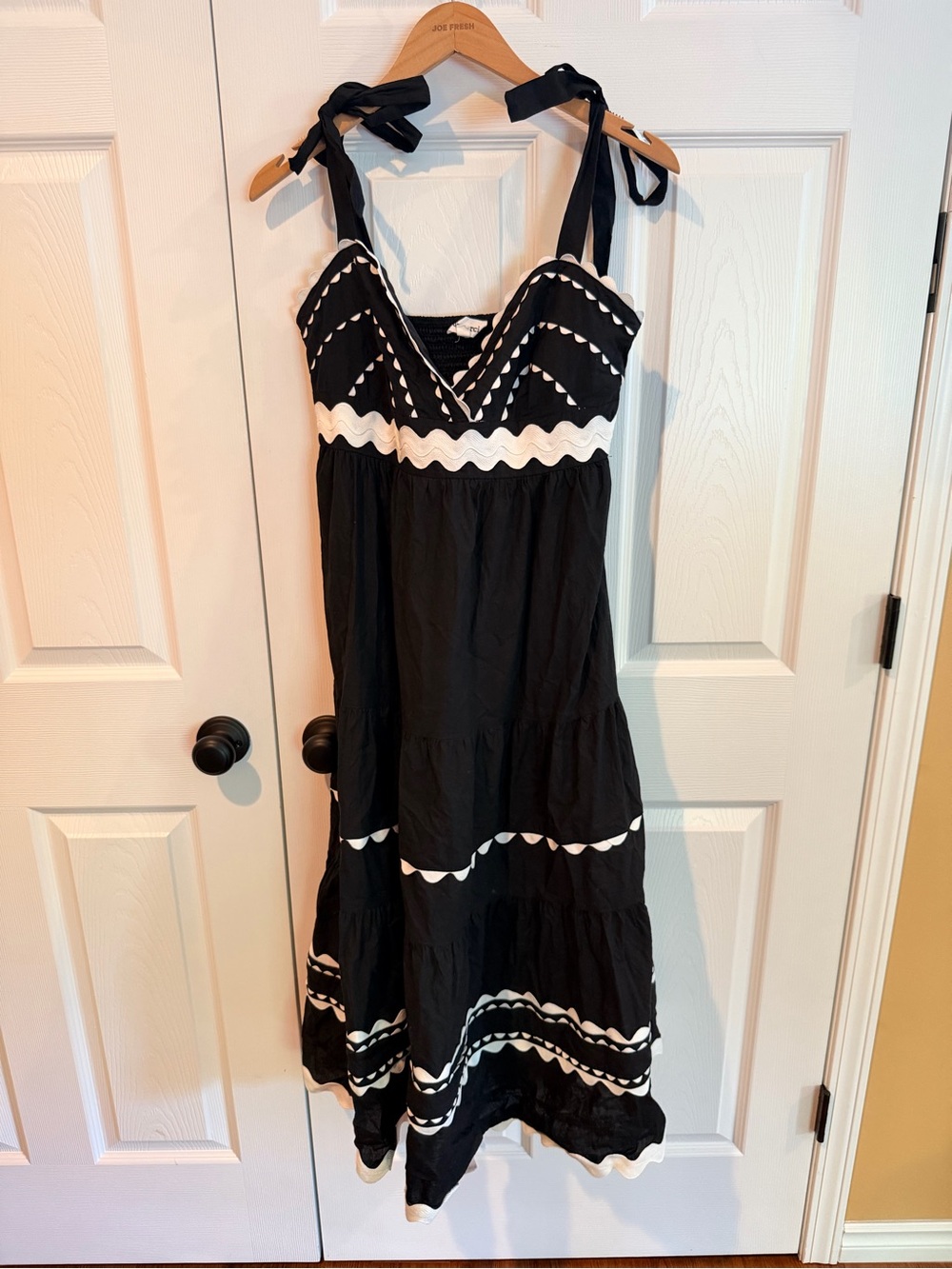 Black and White Tie-Strap Maxi Dress